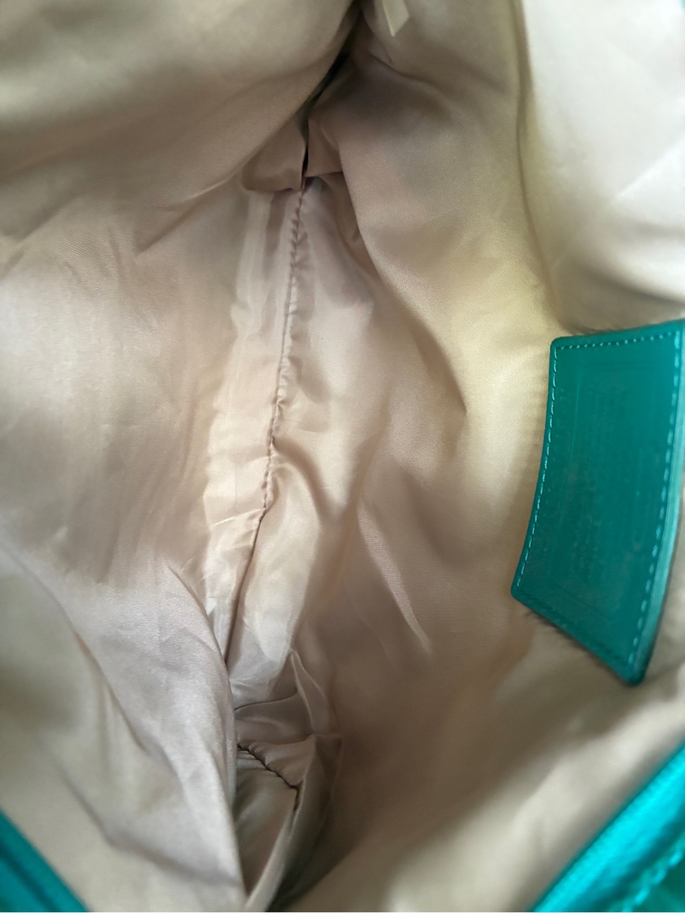 Coach Green Signature Crossbody Bag with Logo Accent - Picture 10 of 12